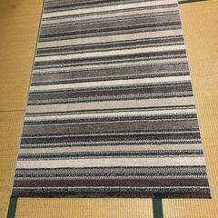 カーペット　ベルギー製　美品 ベッドの下敷きで使用　＃068