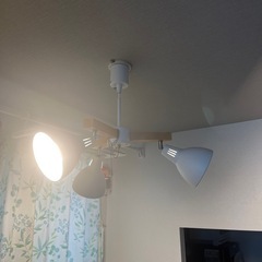 ニトリ　ペンダントライト　ボレロ白の画像