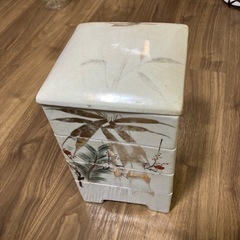 陶器のお重