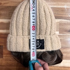 新品　ニット帽付ウィッグの画像