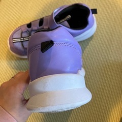 スニーカー
の画像