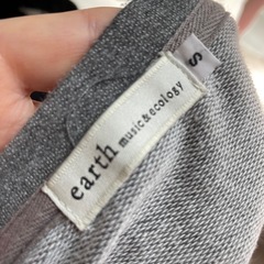 earth music＆ecology薄手スウェットの画像