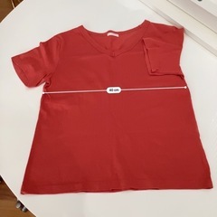 GU Sサイズ　Tシャツの画像