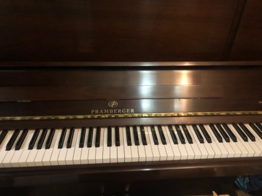 島村楽器ピアノ　茶色猫足