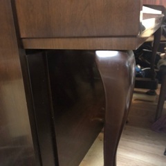 島村楽器ピアノ　茶色猫足の画像