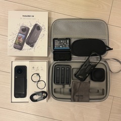 【美品】insta360x4＋高速充電ハブや予備バッテリー付き