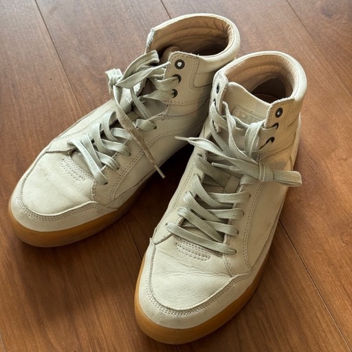 DIESEL】スニーカー白27cm (kota828) バスセンター前の靴