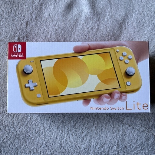 新品未使用　Nintendo Switch Lite ケース付属