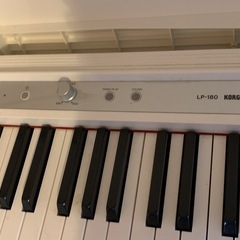 KORG　電子ピアノの画像