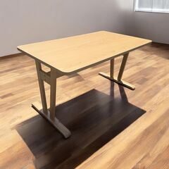 【新品】大型天板サイズ　140㎝×80㎝　ダイニングテーブル