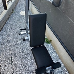 チェストプレスマシン 筋トレ トレーニングの画像
