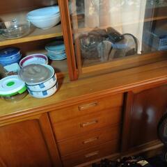 食器棚の画像