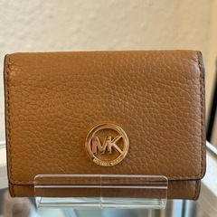 マイケルコース　定期入れ財布