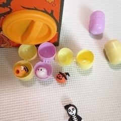 ガチャガチャ　おもちゃ　ハロウィンの画像