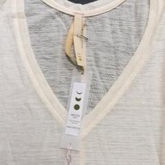 0424-014 MOON VネックTシャツの画像