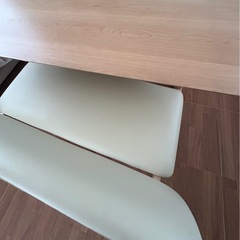 ロータイプ　ダイニングテーブルセットの画像