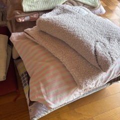 枕　クッション等一式の画像