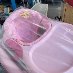 歩行器　4つ有ります❗️ １つのお値段ですの画像
