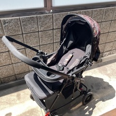 【高級ベビーカー】zoobly ベビーカー  ベビーカー a型 両対面 折りたたみ ゆりかごに変身可能！の画像