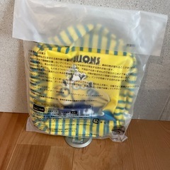 新品　ミニオン　ポーチ