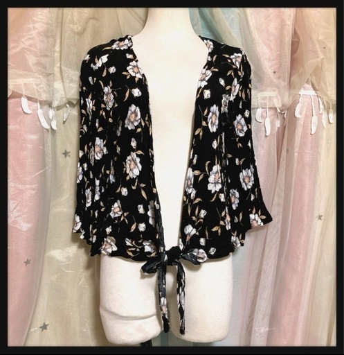 ꒰Virgirl꒱花柄 ボレロ 黒 春夏 カーディガン トップス