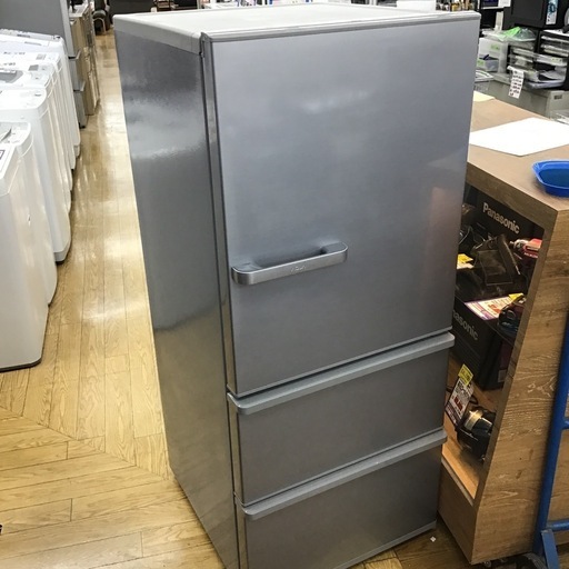 #D-56【ご来店頂ける方限定】AQUAの3ドア冷凍冷蔵庫です