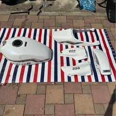 カワサキC1ゼファー外装一式 の画像