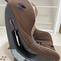 タカタ　チャイルドシート　
TKSYM052の画像