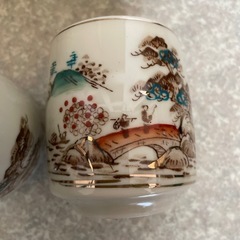 湯呑み茶碗の画像