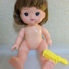 メルちゃんのお人形と櫛のみ