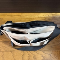 ショルダーバッグの画像