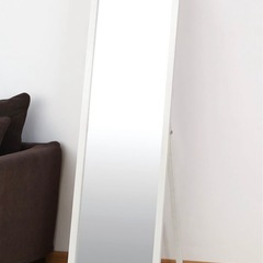 引取先決定済みニトリ　姿見　ホワイトの画像