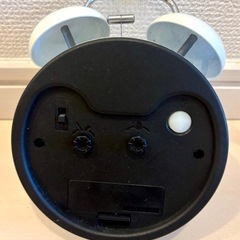 目覚まし時計　卓上　動きます　の画像