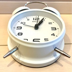 目覚まし時計　卓上　動きます　の画像