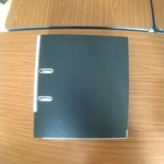 値下げしました。中古事務用ファイル 格安にてお譲りしますの画像