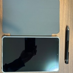 【値下げしました】アンドロイドタブレット8.4インチ（SIMフリー）ケース付きの画像