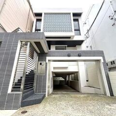💕！仲介手数料無料！💞護国寺駅徒歩8分！💞2駅2路線利用可💞197㎡の広々4LDK！屋上テラス付き💞駐車3台可能！💞屋上からはスカイツリーが望めます💞 - 文京区