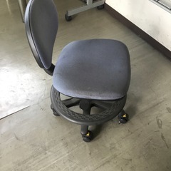 無料【中古】デスクチェア（計8台/キャスター付き）お譲りします！の画像