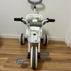 三輪車　トライクピュア　ハンドル付き　かじとりの画像