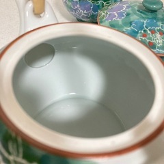 急須　　湯呑み2個セット蓋付き　花柄模様　薄い黄緑色の画像