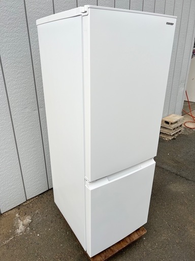■美品 2023年製■シャープ 179L やや大きめ2ドア冷蔵庫■SHARP SJ-D18J-W 2ドア冷凍冷蔵庫 1～2人用 マットホワイト