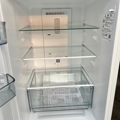 ■美品 2023年製■シャープ 179L やや大きめ2ドア冷蔵庫■SHARP SJ-D18J-W 2ドア冷凍冷蔵庫 1～2人用 マットホワイトの画像