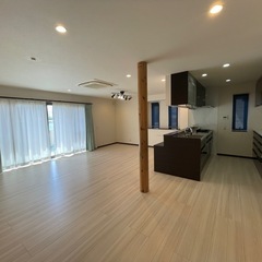 清水町堂庭　中古戸建て　二世帯向け　7SLDK 小中学校近隣　駐車場3台以上 − 静岡県