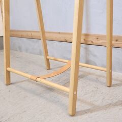 北海道旭川のメーカーcosine(コサイン)のロングセラー メープル材ドレスラックです。シンプルなデザインに折り畳みも可能なハンガーラックはリビングなどにもおススメです♪ACTUS取り扱いの画像