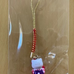 新品未使用】ハローキティ 着物 琴 ストラップの画像