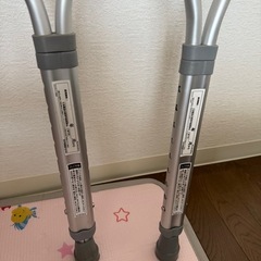 【美品】　村中医療器　　シアン　松葉杖　2本セット❣️　の画像
