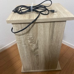 美品　サイドテーブル　ナチュラルの画像