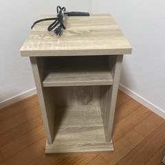 美品　サイドテーブル　ナチュラル