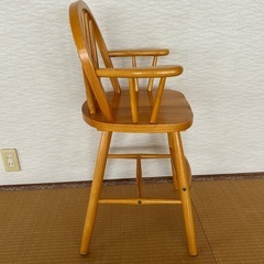 ベビーダイニングチェアーの画像