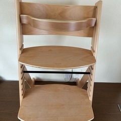 【決まりました】ベビーチェア 幅45cm 木製 高さ調整 キッズ チェア 椅子 天然木 足置き （ ハイチェア キッズチェア 子供用 ハイタイプ）の画像